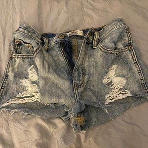 Hollister ripped jean shorts size 0